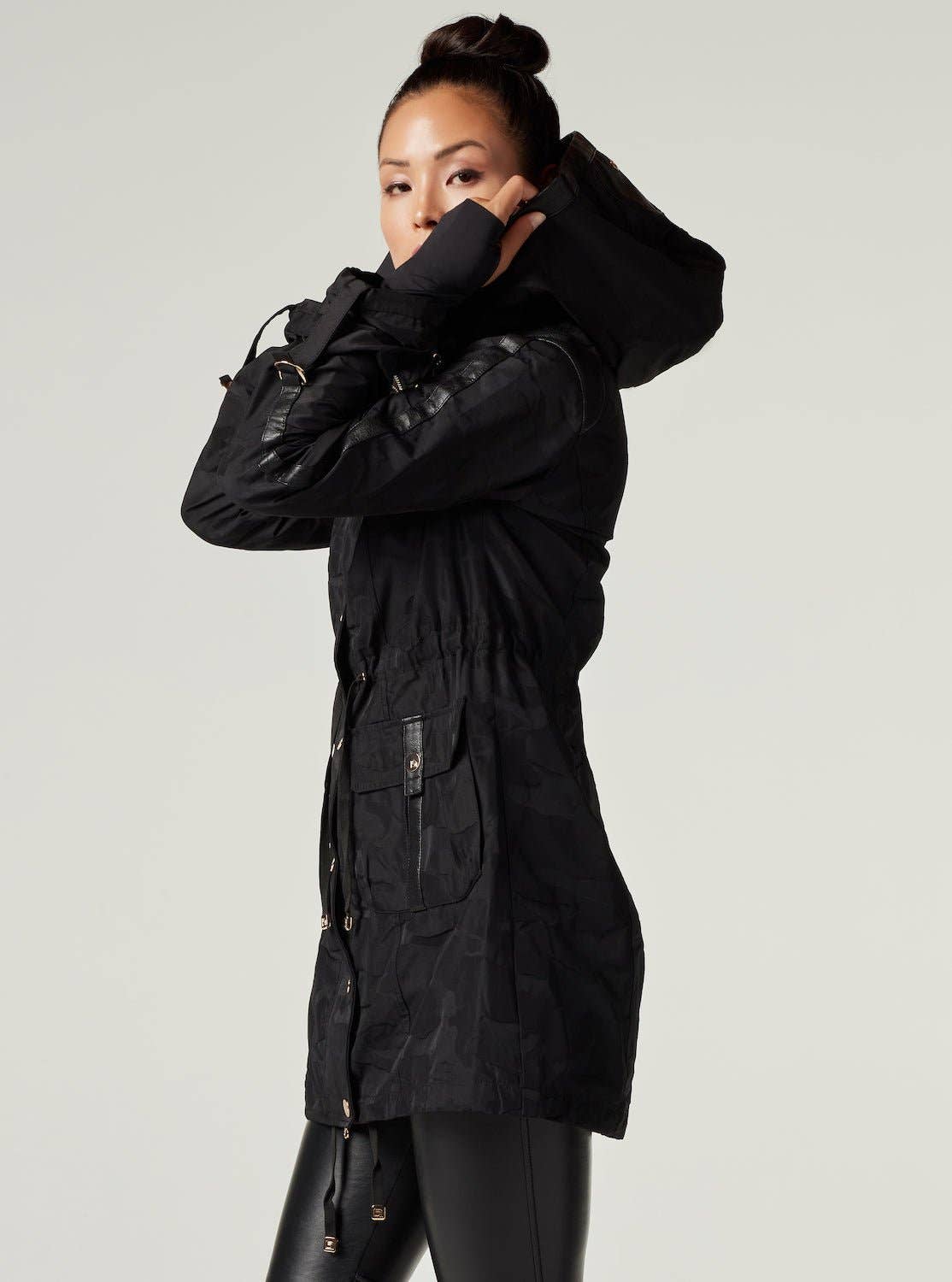 Camo Anorak Gold - Black (JLS)