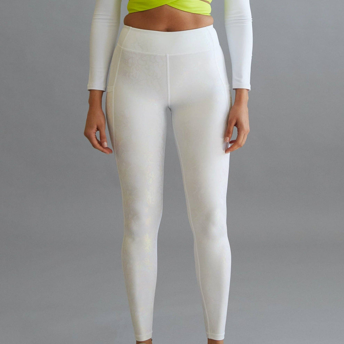 Activewear Aylin White Python Legging