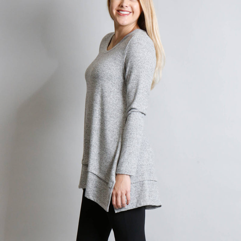 The Cozy, long sleeve tunic with button back