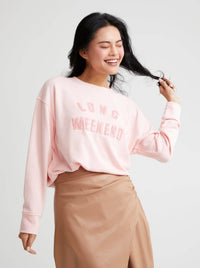 "LONG WEEKEND" SWEATSHIRT, ROSE