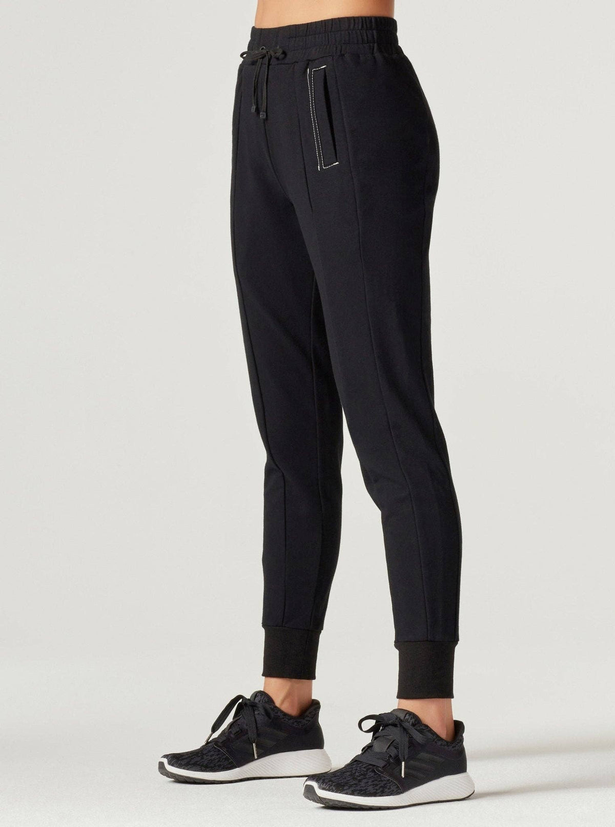 Activewear Yanira Contrast Stitch Jogger