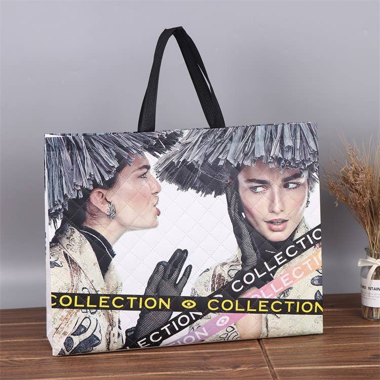 50pcs, 3 Sizes Fashion Girl Collection Non-Woven Gift Bag