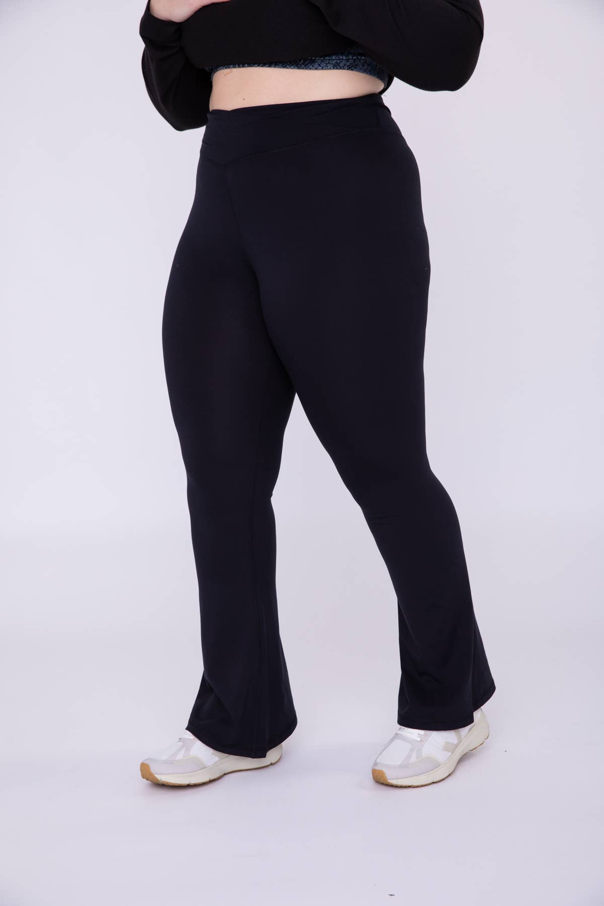 Curvy Venice Crossover Waist Yoga Pants